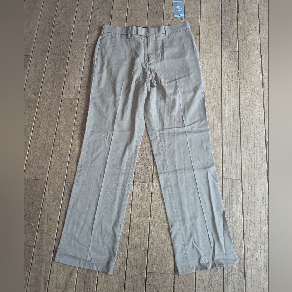 Nwt Mens Apt. 9 Khaki Pleated Front Dress Pants Size 32x32